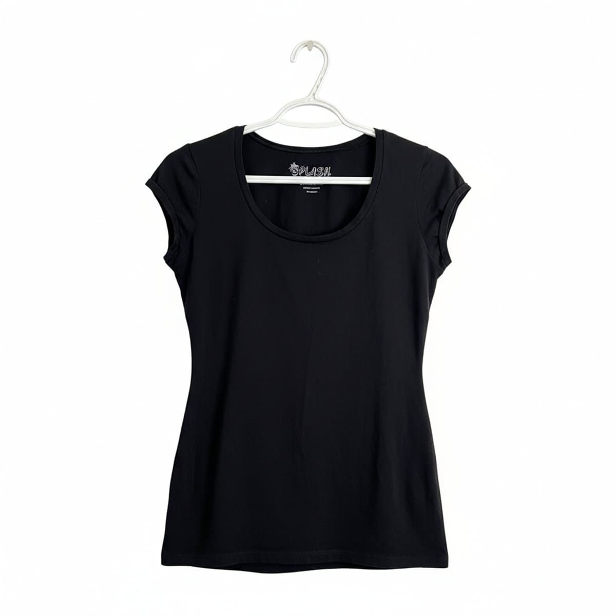 Splash Essential Scoop Neck Cap Sleeve Tee in Midnight Black