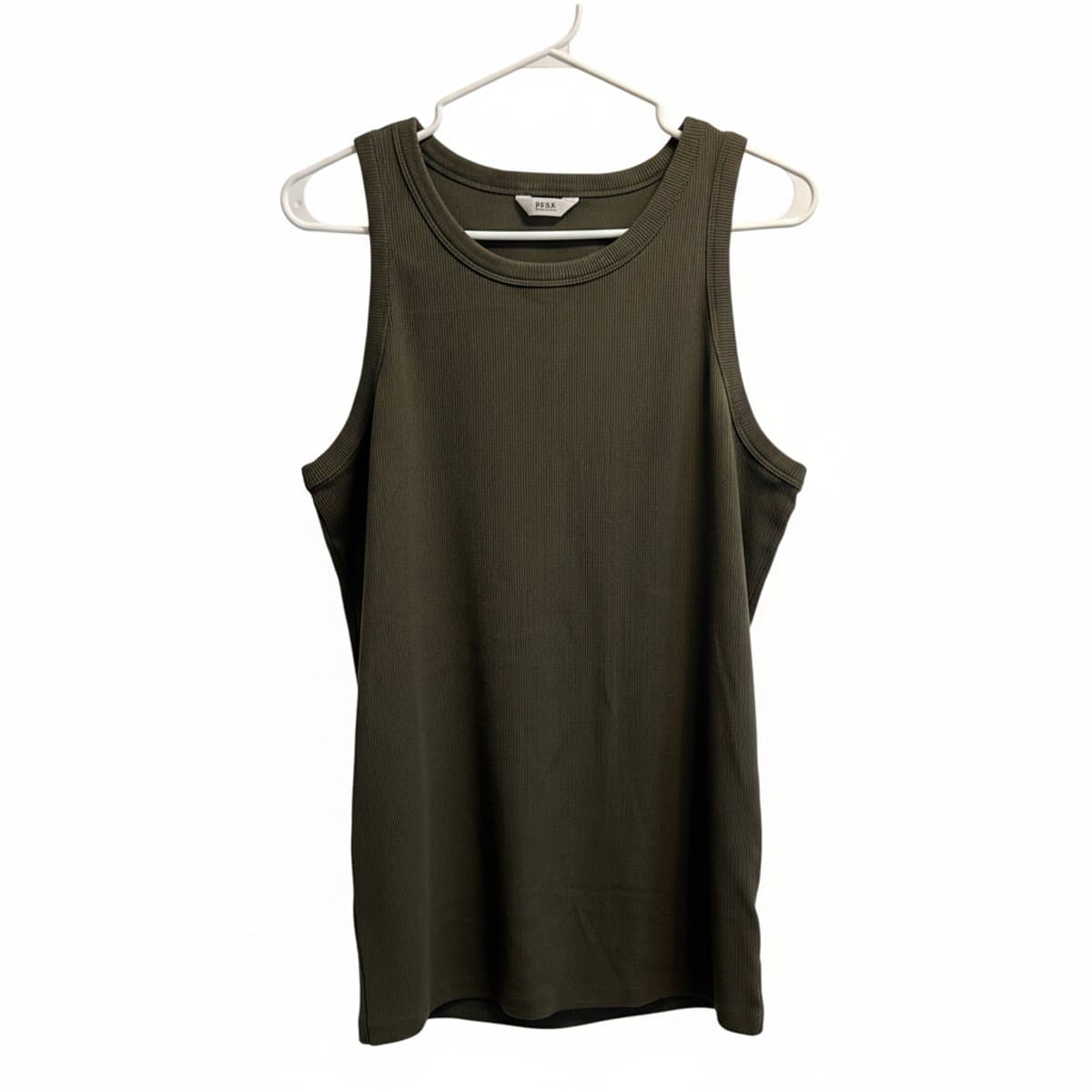PENN Sophisticated Ribbed Tank in Deep Olive