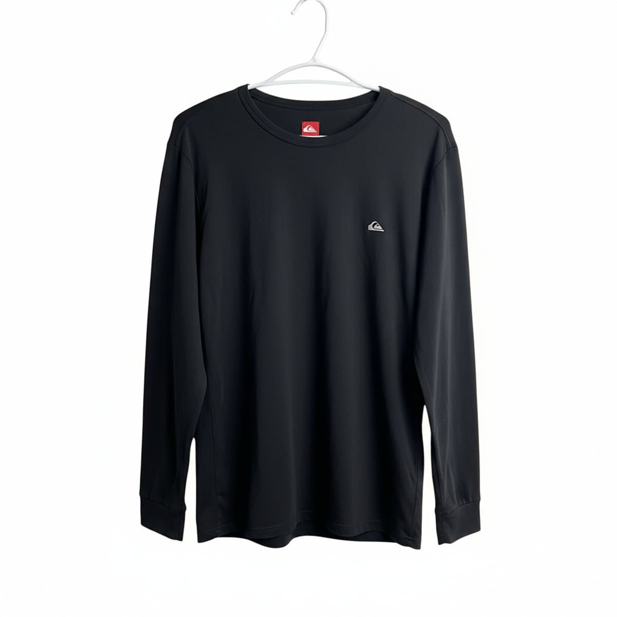 Quiksilver Essentials Minimalist Long-Sleeve Tee in Midnight Black
