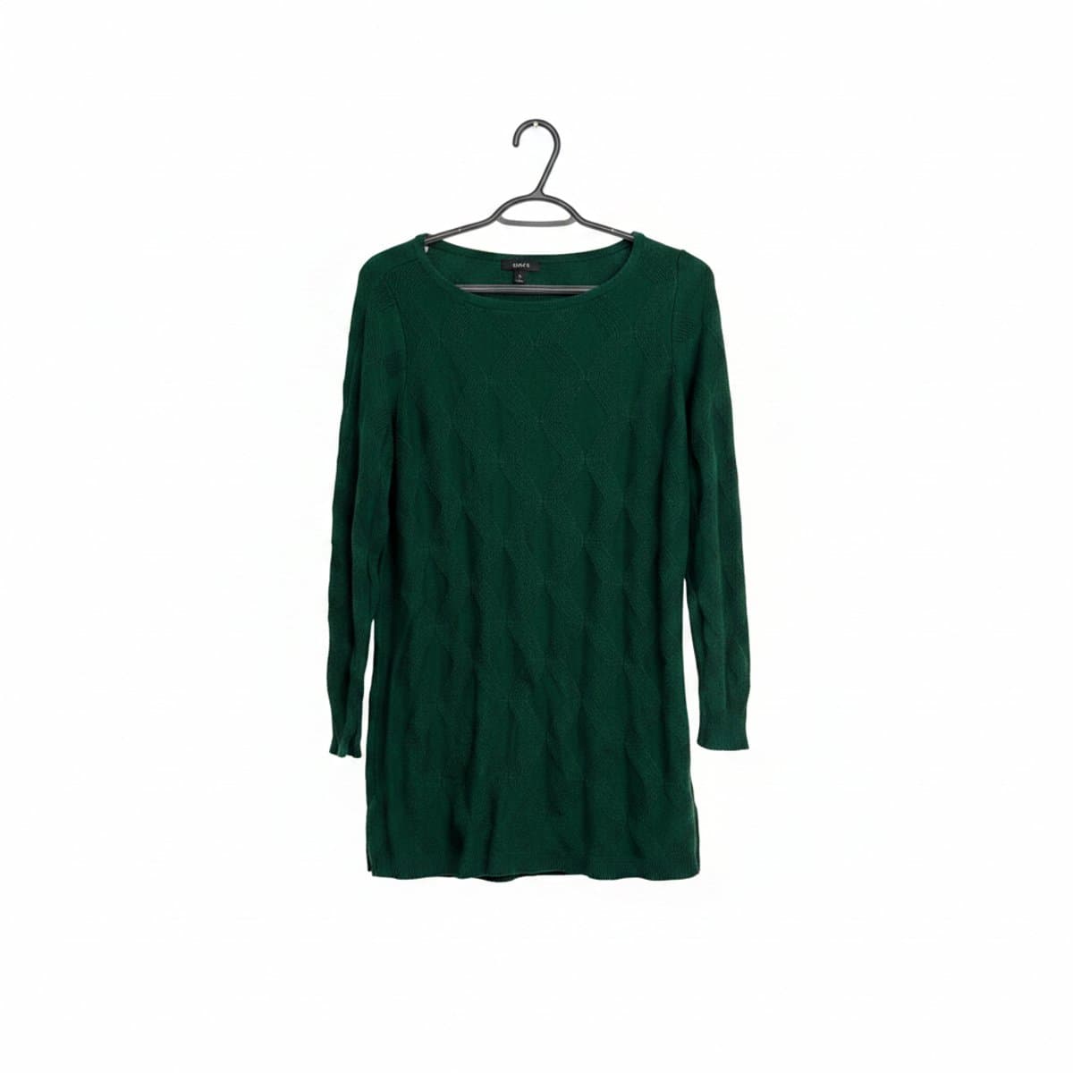 Womens H&M hunter green diamond-patterned knit sweater, long-sleeve, classic fit, available at handpicked306 boutique in Carlyle SK.