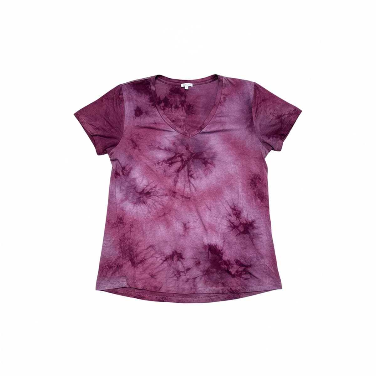 Womens Kensie plum and violet tie-dye V-neck t-shirt, relaxed fit with rolled sleeves, available at handpicked306 boutique in Carlyle SK.